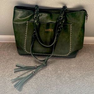 ✨SALE✨Hayner Green Shoulder Purse